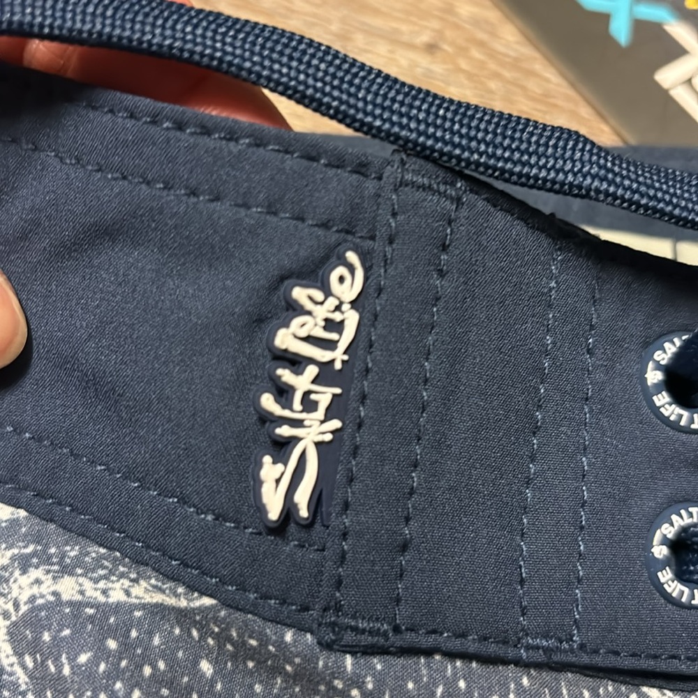 Brand🆕🔥😍🔥 SALT LIFE boardshorts - Picture 7 of 17